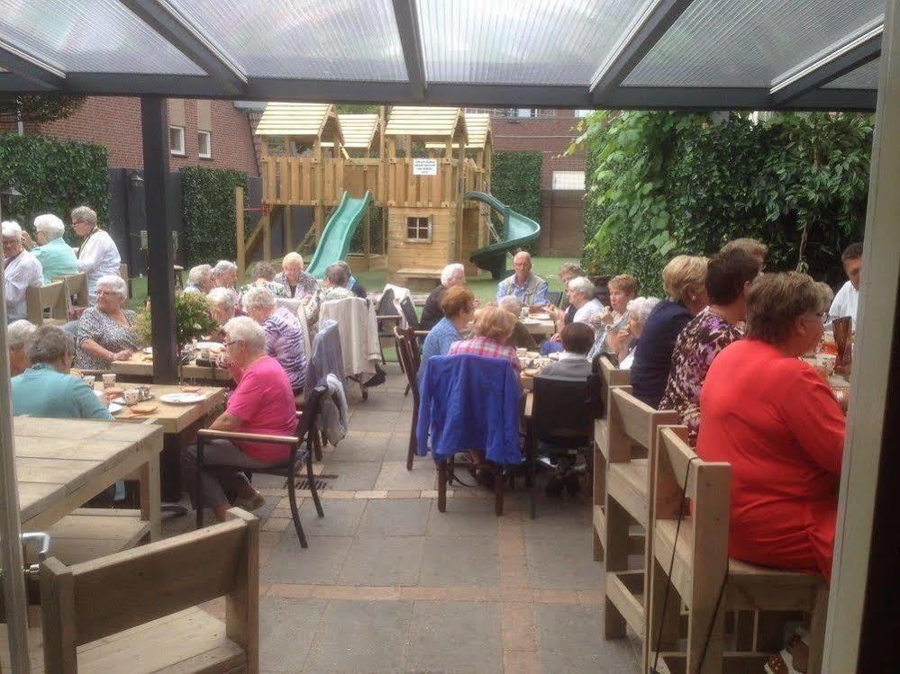 Hotel Bij Verhoeven Zevenbergen Exterior foto